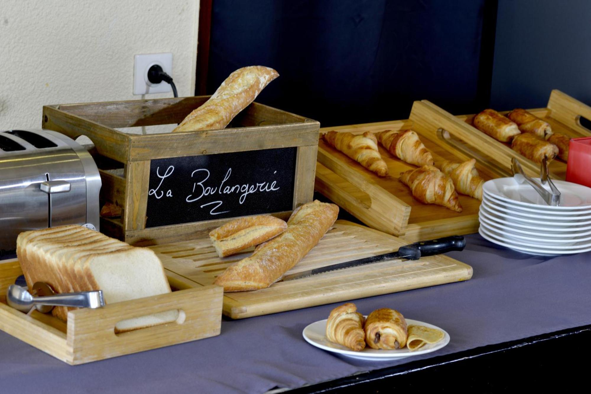 The Originals City, Annecy Aéroport Hotel 3*